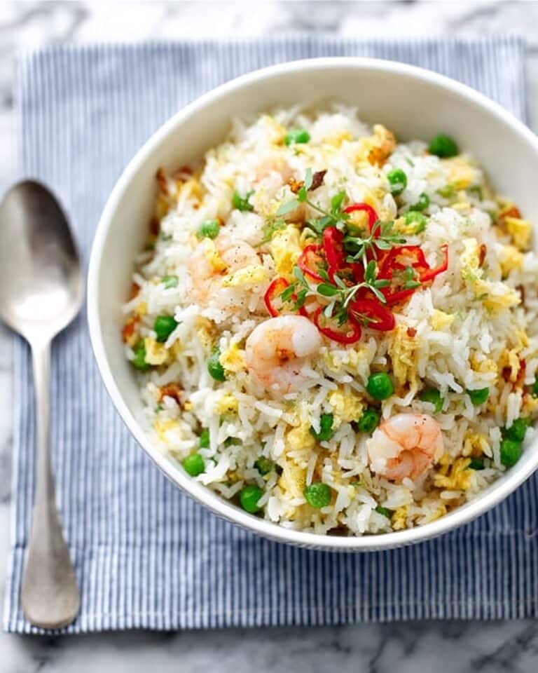 Egg Fried Rice with Prawns and Peas Recipe